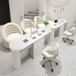 Set salonskog namještaja za manikuru s stolicom
